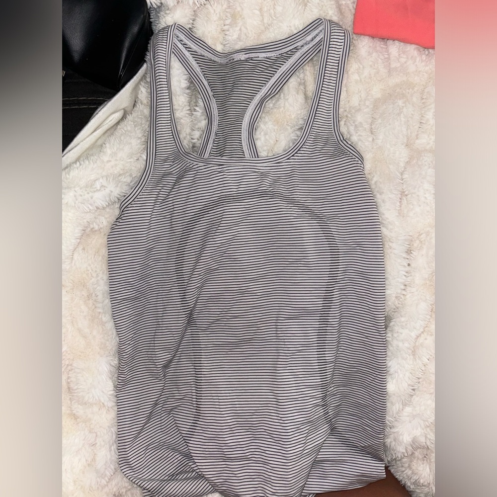 Lululemon SwiftlyTech Racerback Tank- Black & White